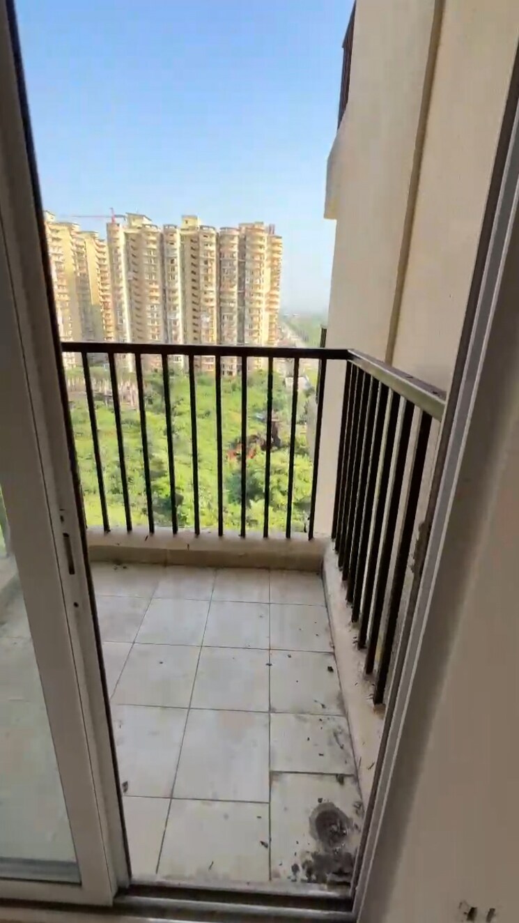Balcony, gaursons-ska-green-mansion 3 Bedroom 1485 Sq.Ft. Apartment In Sector 12 Greater Noida Greater Noida 9180245