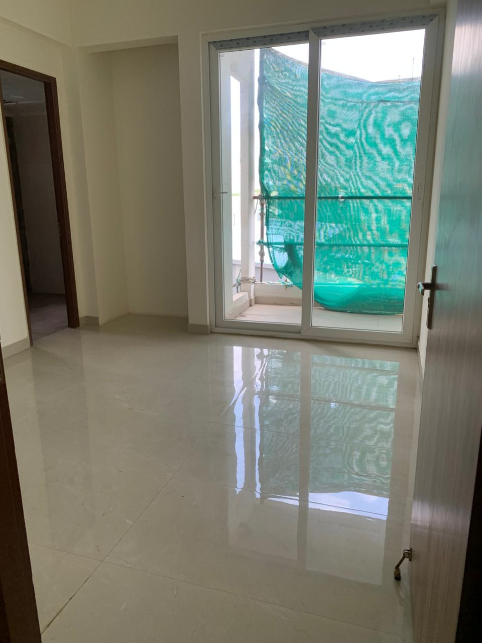 3 BHK + Pooja Room,Extra Room Apartment For Sale in RG Luxury Homes