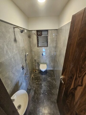 Bathroom in  Pg at krishna kunj Kandivali, Kandivali East – for Rent