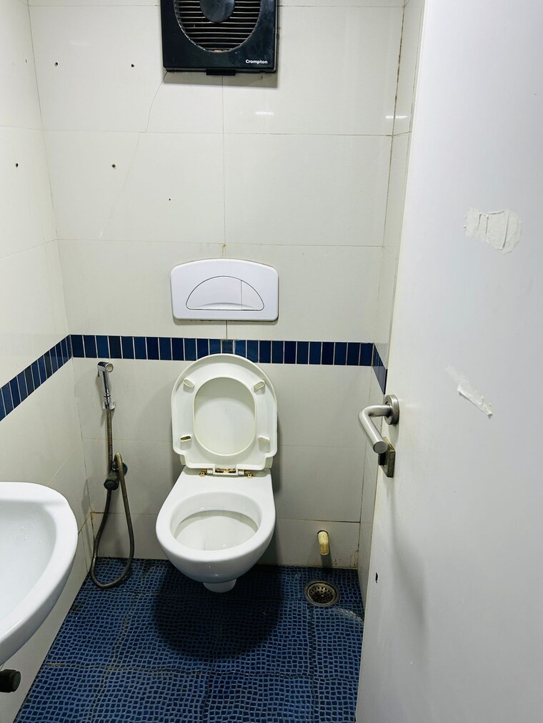 Bathroom, fort Commercial Office Space 1601 Sq.Ft. In Fort Mumbai 9180247