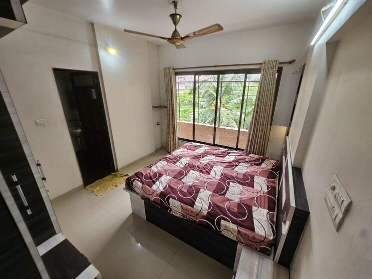 Room, krishna-kunj-kandivali Pg For Boys & Girls In Kandivali East 9180115