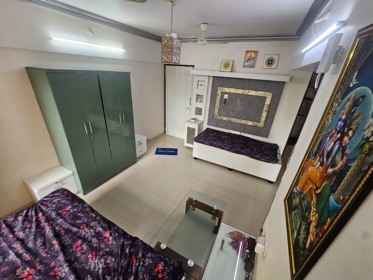 Room, krishna-kunj-kandivali Pg For Boys & Girls In Kandivali East 9180115