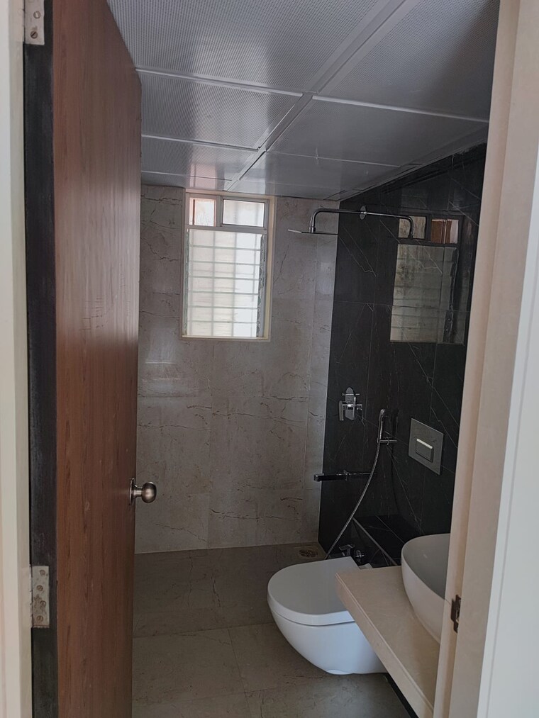 Bathroom, dosti-west-county 2 Bedroom 750 Sq.Ft. Apartment In Balkum Pada Thane 9180258