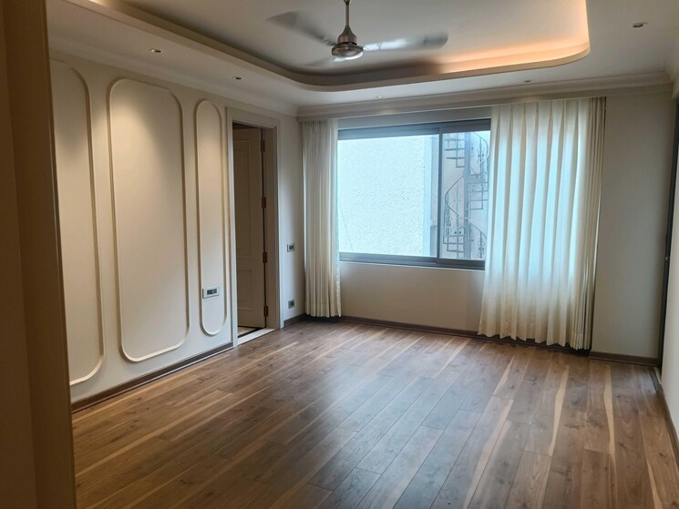 Room, defence colony 3 Bedroom 2925 Sq.Ft. Builder Floor In Defence Colony Delhi 9179980