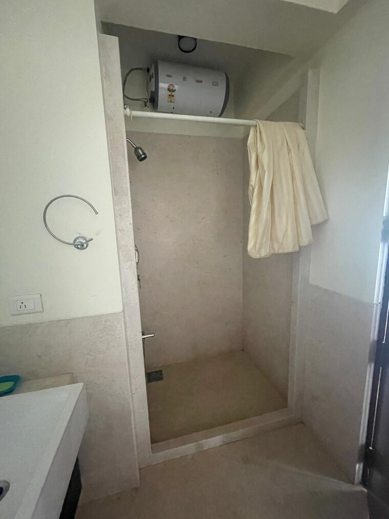 Bathroom, worli sea face 4 Bedroom 2000 Sq.Ft. Apartment In Worli Sea Face Mumbai 9180282