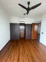 4 BHK + Servant Room 2000 Sq.Ft. Apartment in Jmd Realty