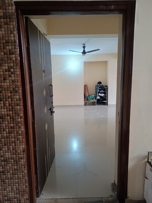 Room in 3 BHK Apartment at Kantatoli – for Sale