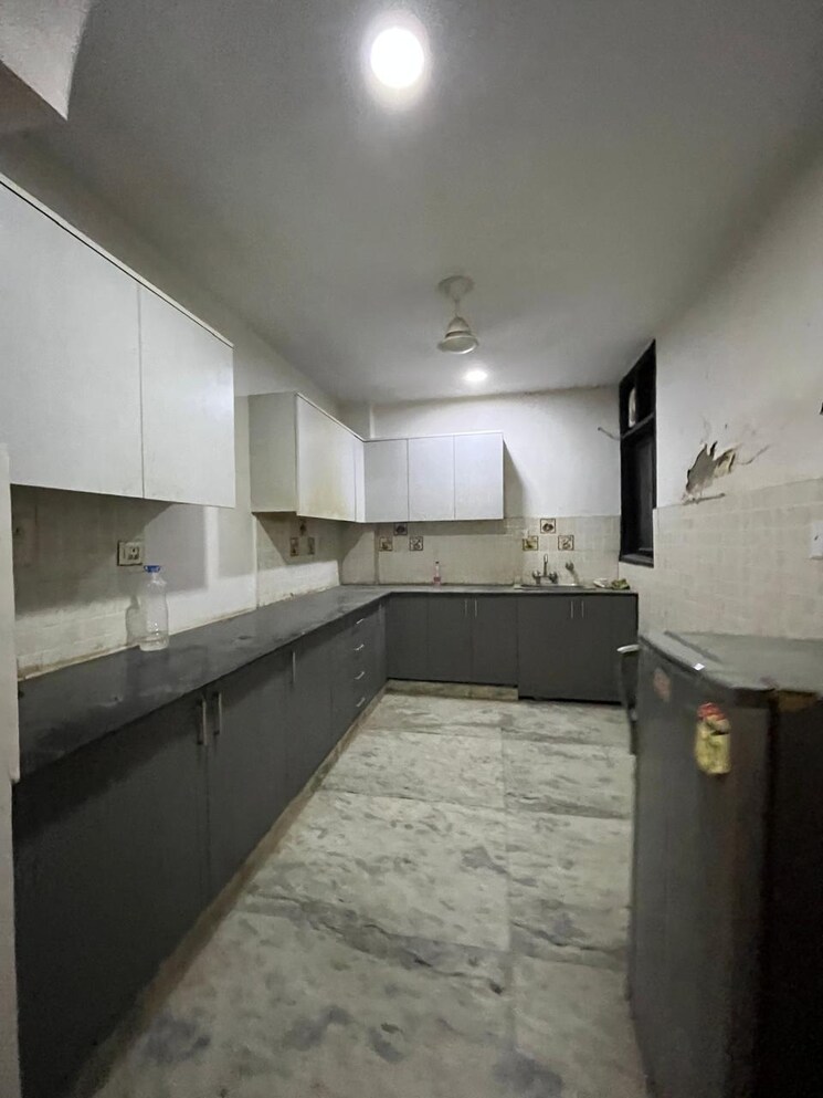 Kitchen, saket 3 Bedroom 1400 Sq.Ft. Builder Floor In Saket Delhi 9180354