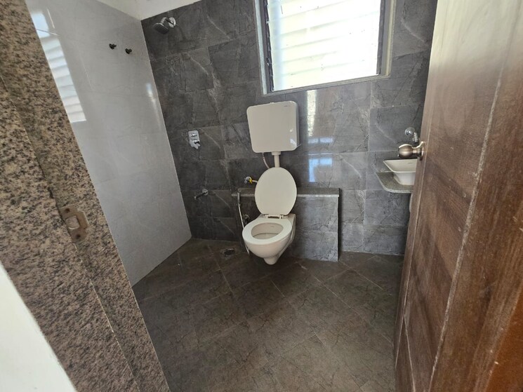 Bathroom, bhayli road 3 Bedroom 2400 Sq.Ft. Penthouse In Bhayli Road Vadodara 9180393