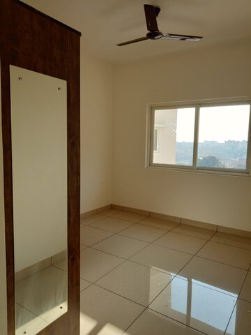 Room in 3 BHK Apartment at Prestige Sunrise Park, Electronic City Phase I – for Rent