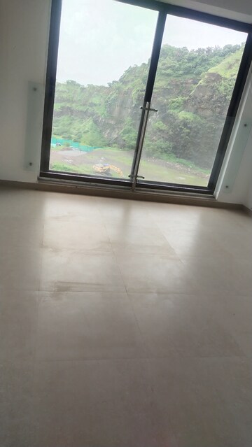 Room in 4 BHK Apartment at LnT Elixir Reserve, Powai – for Sale