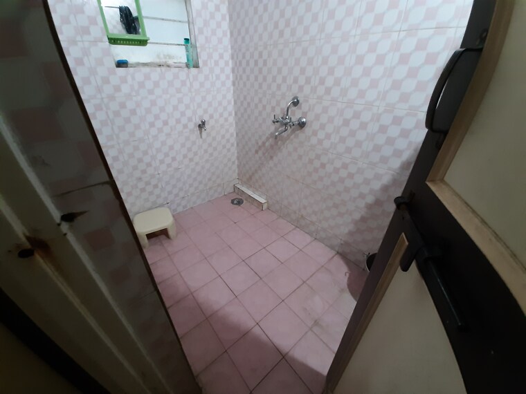 Bathroom, nirmal-township-chs-b5-building 2 Bedroom 900 Sq.Ft. Apartment In Sinhagad Road Pune 9180447