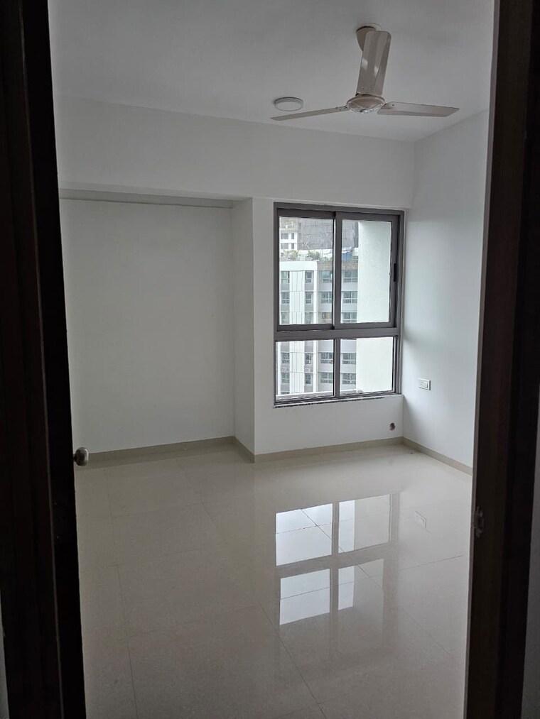 Room, kalpataru-immensa 2 Bedroom 650 Sq.Ft. Apartment In Kolshet Road Thane 9180471