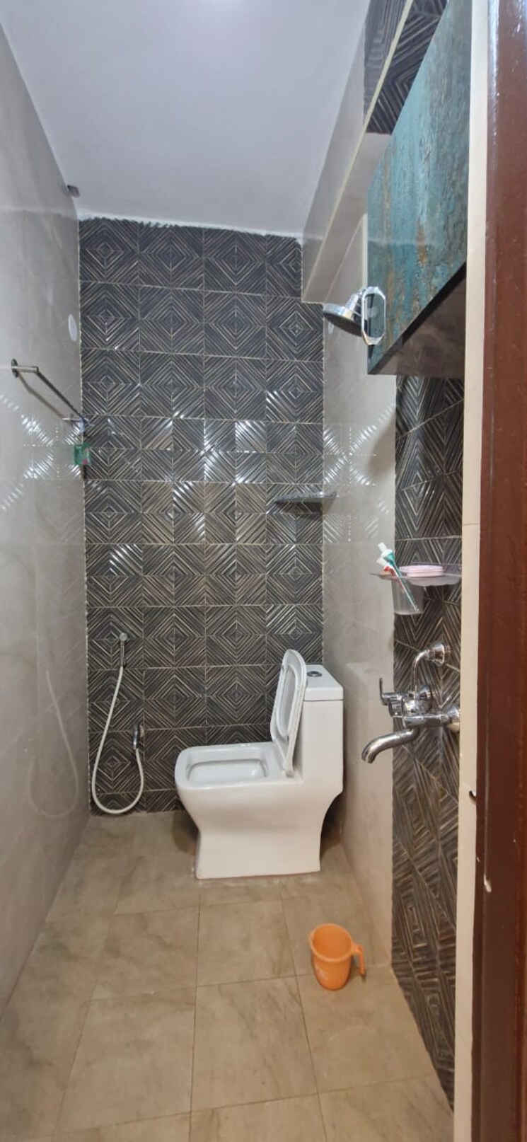 Bathroom, kondapur 3 Bedroom 1800 Sq.Ft. Builder Floor In Kondapur Hyderabad 9180492
