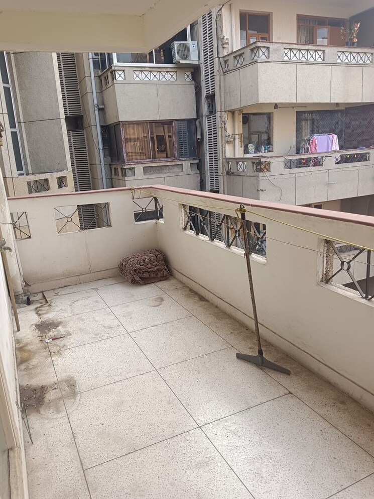 Balcony, the-cedar-estate 3 Bedroom 1850 Sq.Ft. Apartment In Sector 54 Gurgaon 9180480