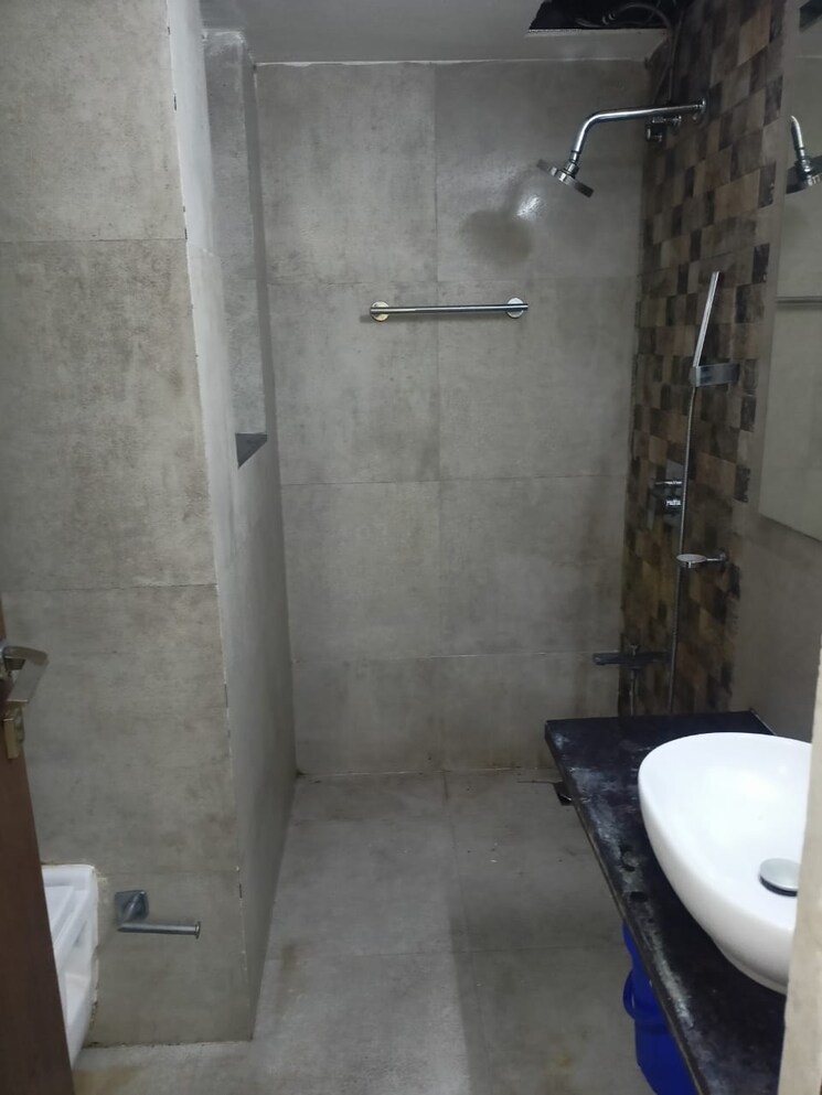 Bathroom, shreeji-bkc-crown 1 Bedroom 450 Sq.Ft. Builder Floor In Kurla West Mumbai 9180495