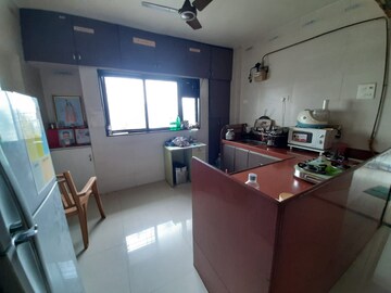 Team Area in 2 BHK Apartment at Parshwa Heights Anand Nagar, Anand Nagar – for Sale