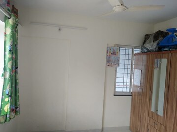 Room in 1 BHK Apartment at Thakar Patliputra Heights, Anand Nagar – for Sale