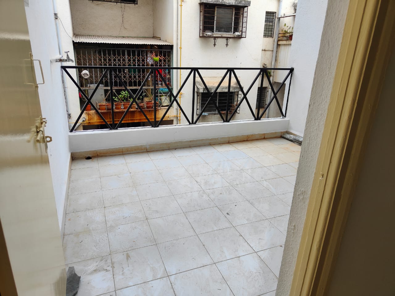 1 BHK + Servant Room Apartment For Sale in Pragati Park Residency