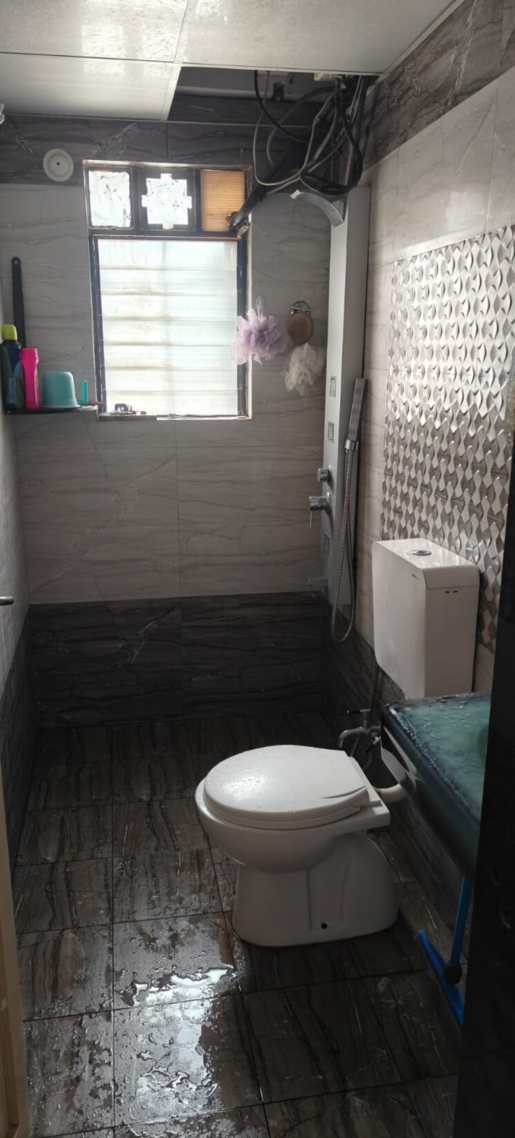 Bathroom, bunty-mayur-kilbil 3 Bedroom 910 Sq.Ft. Apartment In Dhanori Pune 9180552