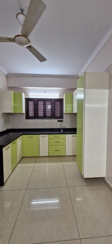 Kitchen in 3 BHK Builder Floor at Kondapur – for Rent