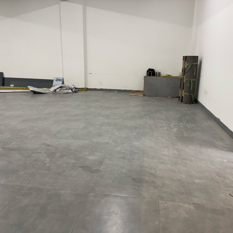 Room, madhapur Commercial Shop 3200 Sq.Ft. In Madhapur Hyderabad 9180589