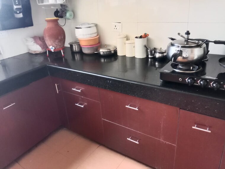 Kitchen, pioneer-park-phase-1 3.5 Bedroom 2060 Sq.Ft. Apartment In Sector 61 Gurgaon 9180597