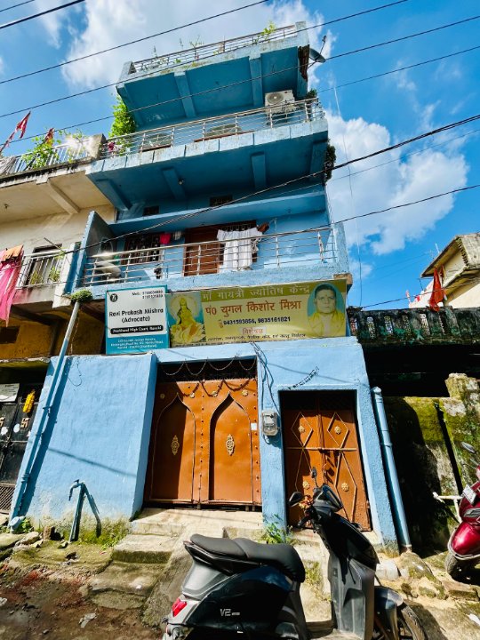 6+ BHK + Pooja Room,Servant Room,Study Room,Extra Room Independent House For Sale in Kishoreganj Chowk