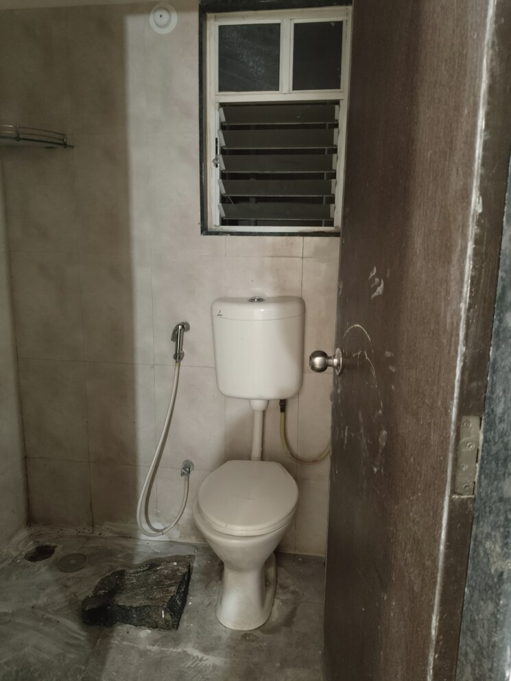 Bathroom, mantra-29-gold-coast 2 Bedroom 690 Sq.Ft. Apartment In Tingre Nagar Pune 9180615