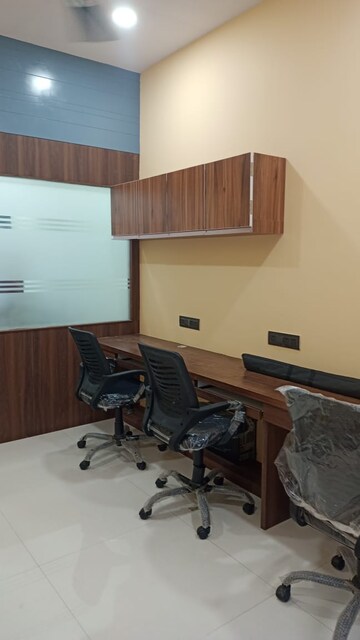  Office Space For Rent in Sama Savli Road