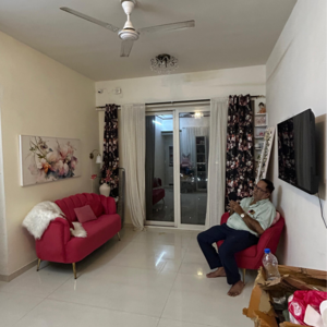 Living Room in 1 BHK Apartment at Vijay Orovia, Hiranandani Estate – for Sale