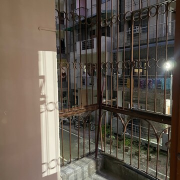 Balcony in 1 BHK Apartment at Arawali Apartments, Sector 52 – for Rent