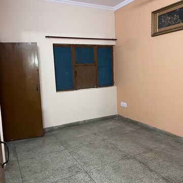 1 BHK Apartment For Rent in Arawali Apartments, Sector 52