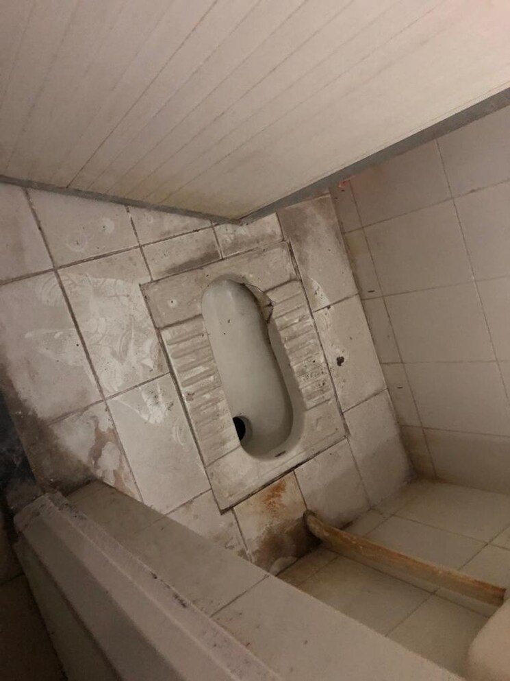 Bathroom, rushikesh-garden 1 Bedroom 600 Sq.Ft. Apartment In Anand Nagar Pune 9180637