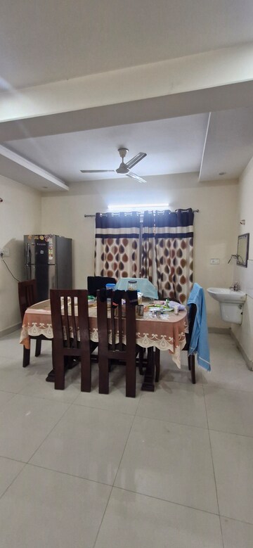 Master Bedroom in 2 BHK Builder Floor at Kondapur – for Rent