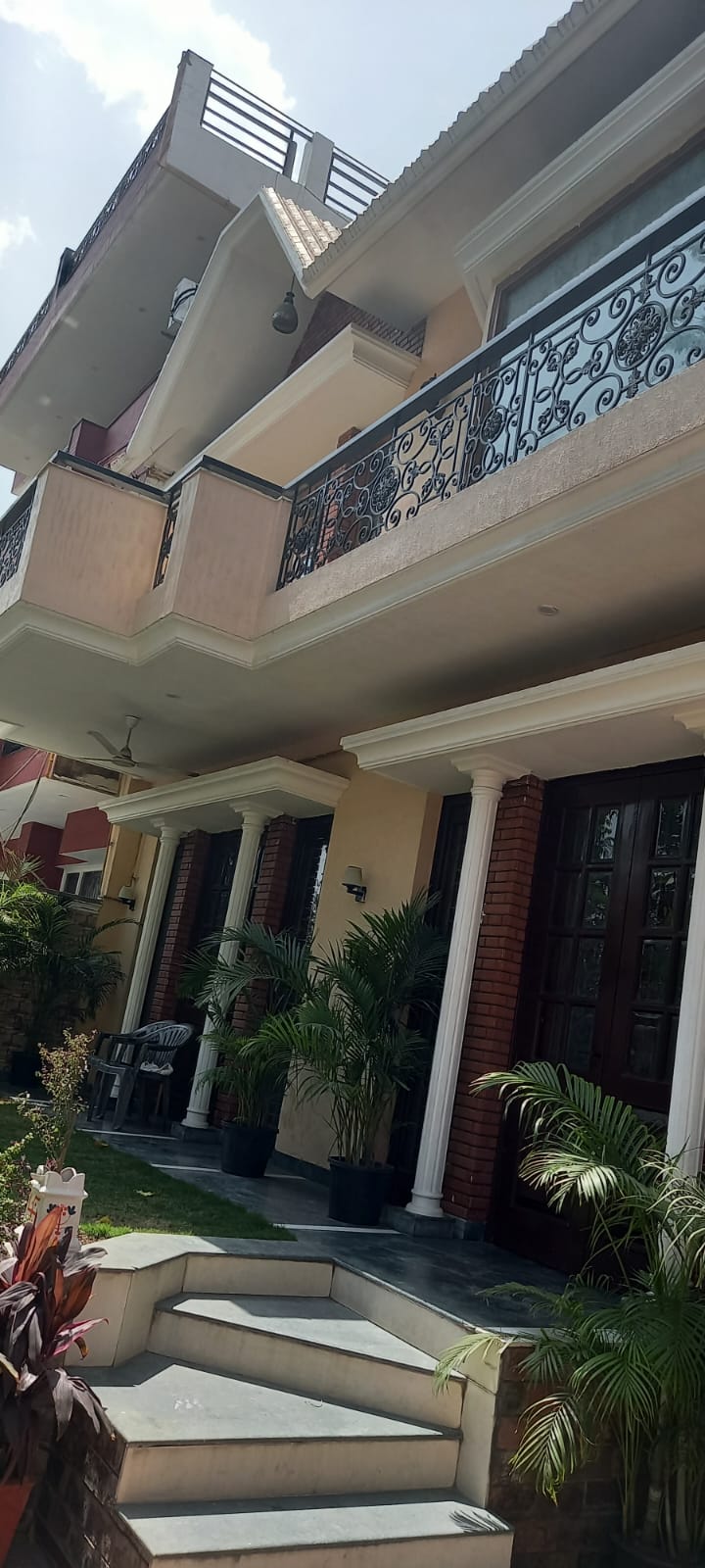 6+ BHK + Pooja Room Villa For Sale in Sector 55