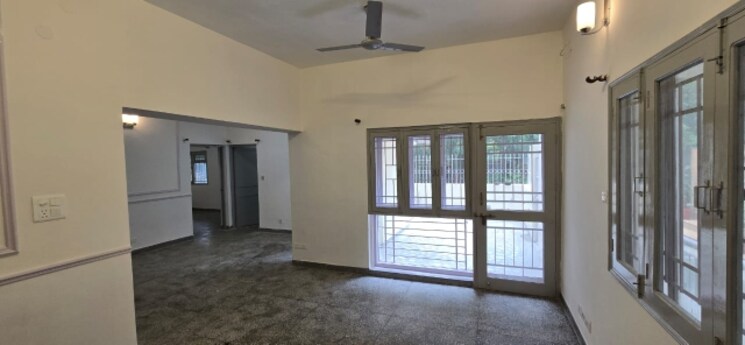 Room, dda-rosewood-apartments 3 Bedroom 1800 Sq.Ft. Apartment In Vasant Kunj Delhi 9180748