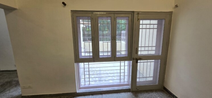 Room, dda-rosewood-apartments 3 Bedroom 1800 Sq.Ft. Apartment In Vasant Kunj Delhi 9180748