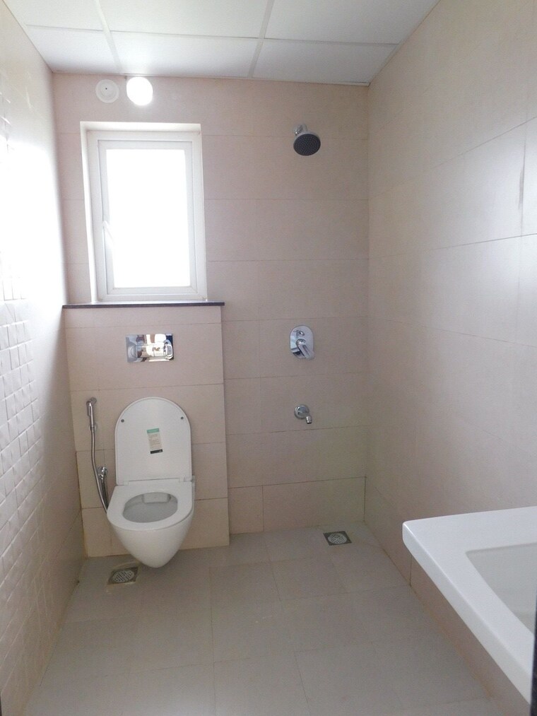 Bathroom, candeur-crescent 3 Bedroom 1652 Sq.Ft. Apartment In Serilingampally Hyderabad 9180744