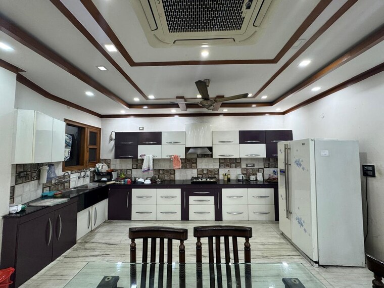 Kitchen, sector 38 3 Bedroom 3400 Sq.Ft. Builder Floor In Sector 38 Chandigarh 9180745