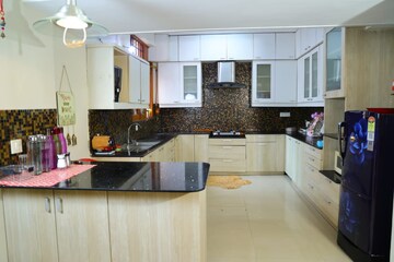 Kitchen in 3 BHK Builder Floor at Sector 46 – for Rent