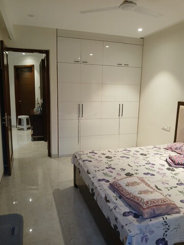 Bedroom in 2 BHK Builder Floor at Sector 34 – for Rent