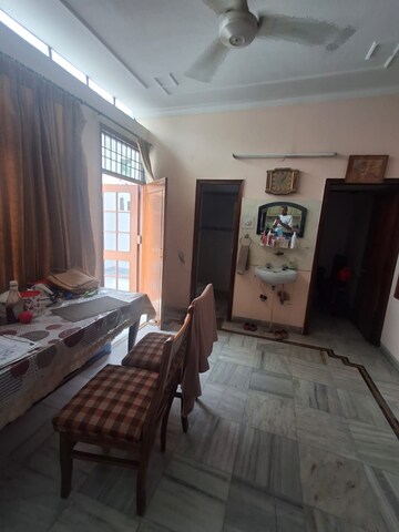 2 BHK Builder Floor For Rent in Sector 35