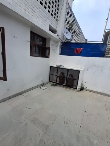 Kitchen in 2 BHK Builder Floor at Sector 35 – for Rent