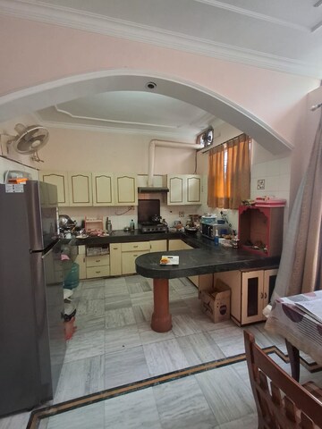 Kitchen in 2 BHK Builder Floor at Sector 35 – for Rent