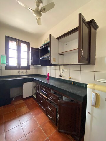 Kitchen in 2 BHK Builder Floor at Sector 35 – for Rent
