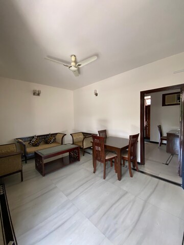 Gym in 2 BHK Builder Floor at Sector 35 – for Rent