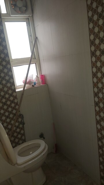 Bathroom in 3.5 BHK Apartment at Mayur Vihar – for Rent