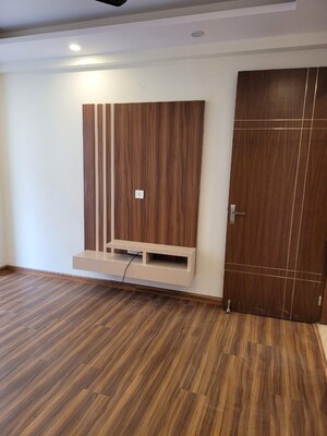 Room in 3 BHK Builder Floor at Kohli One Malibu Town Plot, Sector 47 – for Sale