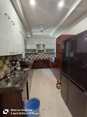 Living Room in 4 BHK Builder Floor at Unitech South City II, Sector 50 – for Sale